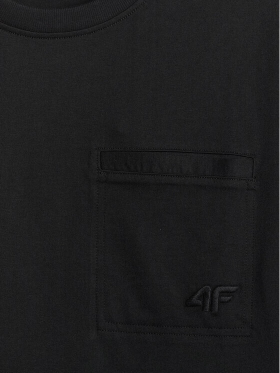 4F 4F T-Shirt SPORT STORIES 25/26 Czarny Regular Fit