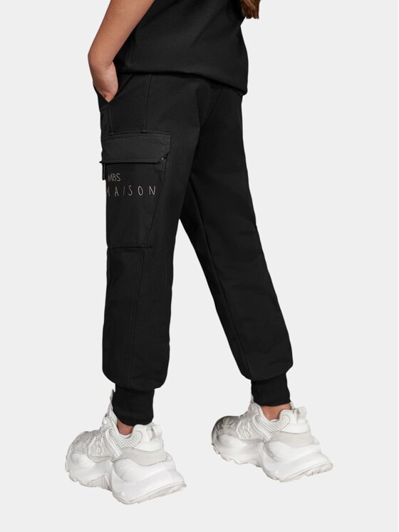 MADE BY SOCIETY MADE BY SOCIETY Spodnie materiałowe CARGO - P37573 Czarny Basic Fit