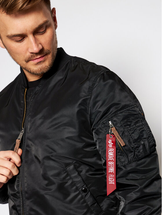 Alpha Industries Alpha Industries Kurtka bomber Ma-1 Vf 59 Long 168100 Czarny Slim Fit