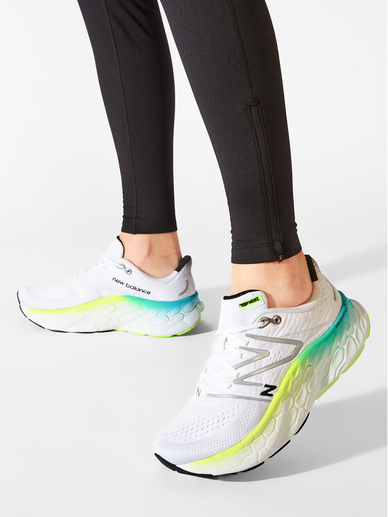 New Balance New Balance Tenisice za trčanje Fresh Foam More v4 MMORWT4 Bijela