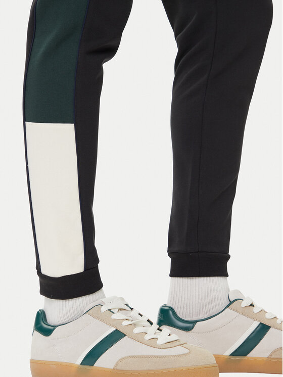 Lacoste Lacoste Spodnji del trenirke XH5923 Črna Regular Fit