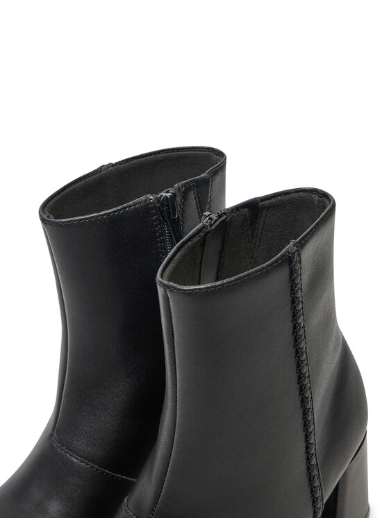 Clarks Clarks Čizme Keirsta Faye 26180036 Crna