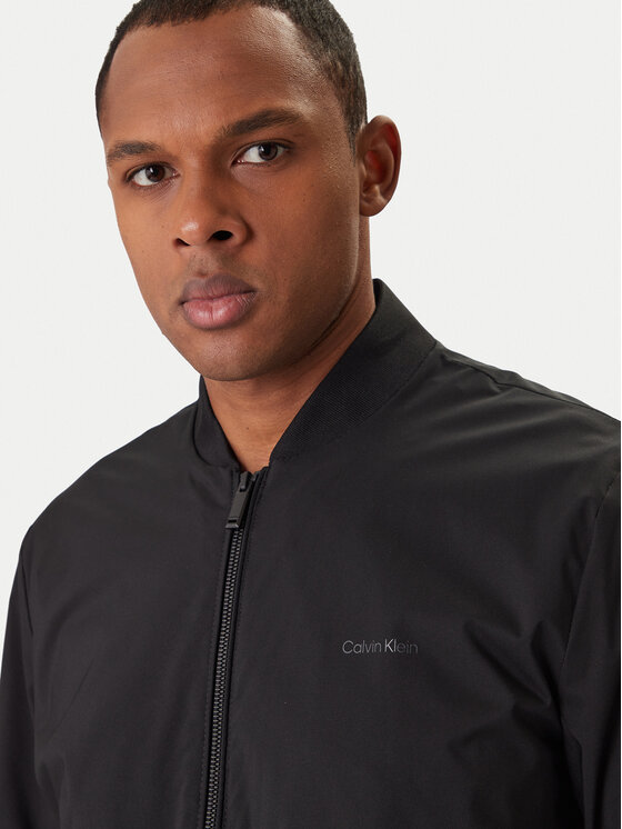 Calvin Klein Calvin Klein Bomber Ls Matte LV040FM512 Crna Regular Fit