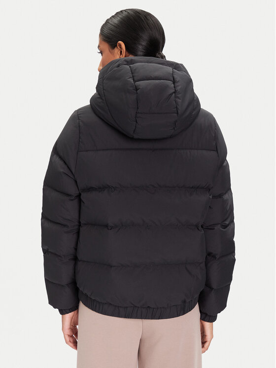 Jack Wolfskin Jack Wolfskin Puhovka Frozen Palace A65097 Črna Regular Fit