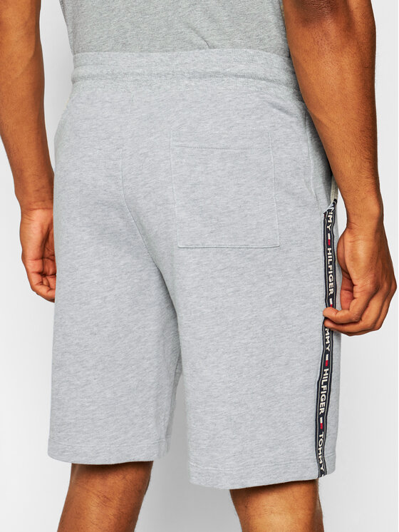 Tommy Hilfiger Tommy Hilfiger Pantaloncini sportivi Short Hwk UM0UM00707 Grigio Regular Fit