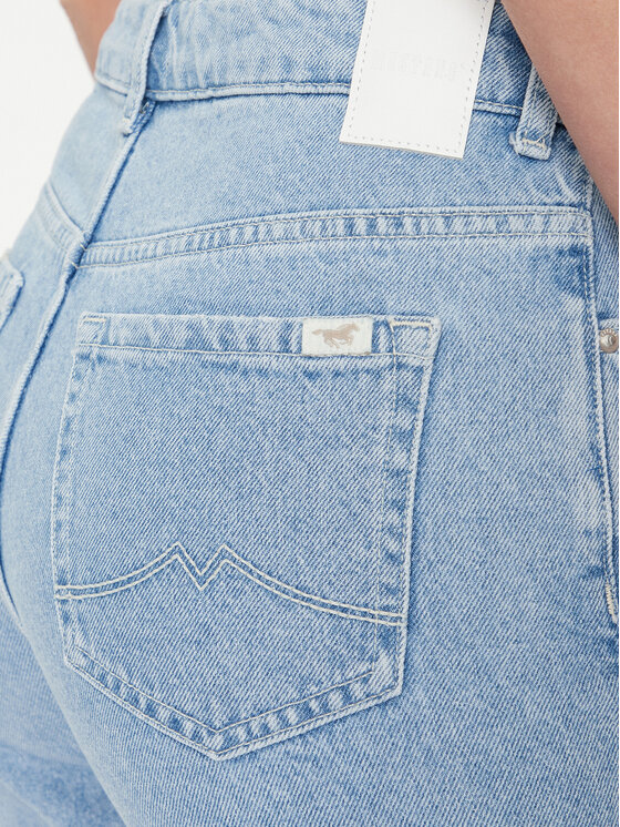 Mustang Mustang Jeans kratke hlače Charlotte 1015220 Modra Comfort Fit