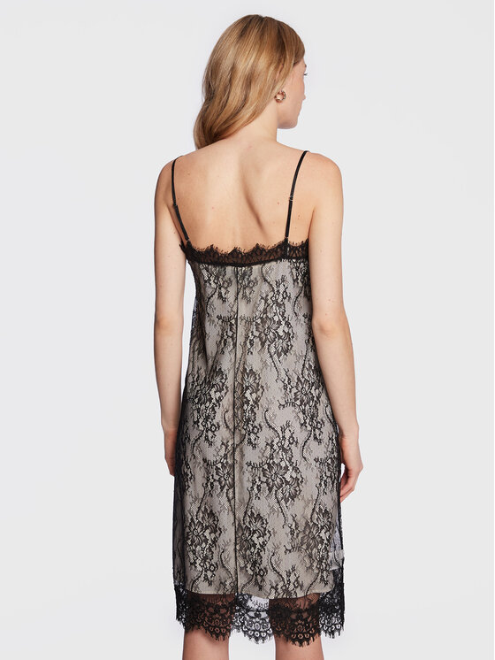 PINKO Pinko Rochie de zi Amabile 100237 A0HT Negru Regular Fit