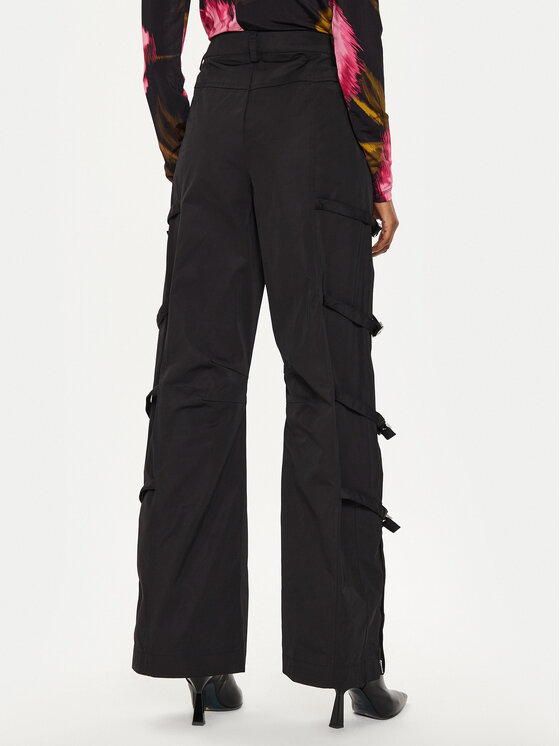 Gestuz Gestuz Stoffhose 10908260 Schwarz Regular Fit