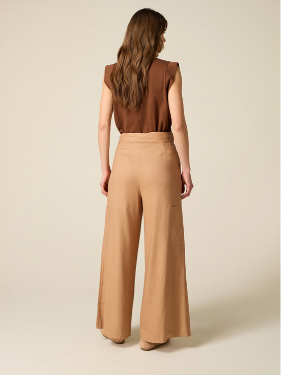 Oltre Oltre Pantaloni di tessuto P011R008939N022 Crema Baggy Fit
