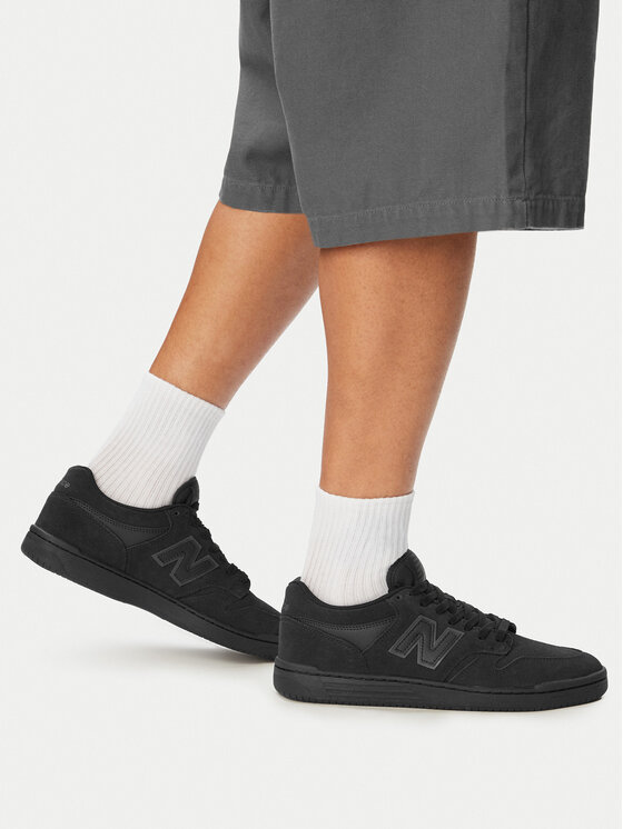 New Balance Superge UN480BST Črna