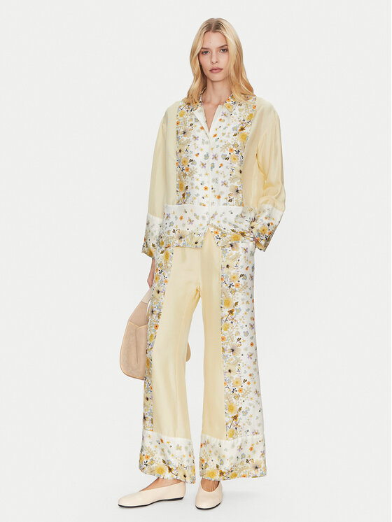 Munthe Munthe Παντελόνι υφασμάτινο Febert 251140025118 Μπεζ Relaxed Fit