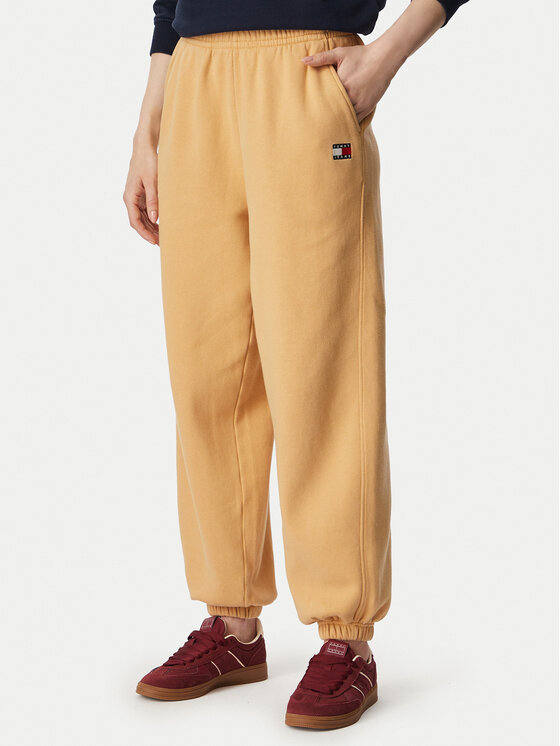 Tommy Jeans Pantaloni trening Badge DW0DW23536 Bej Regular Fit
