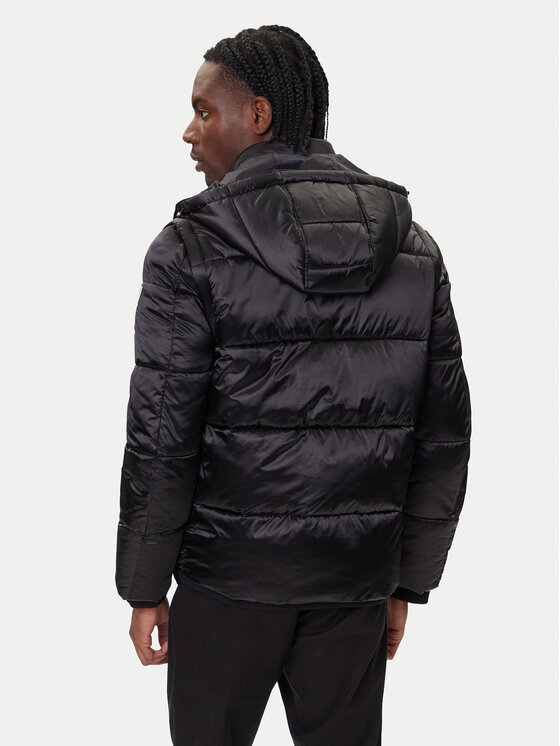 Guess Guess Žieminė striukė M5BL2L WGZF2 Juoda Regular Fit