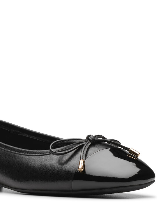 Clarks Clarks Baleríny Ubree15 Poppy 26181322 Čierna