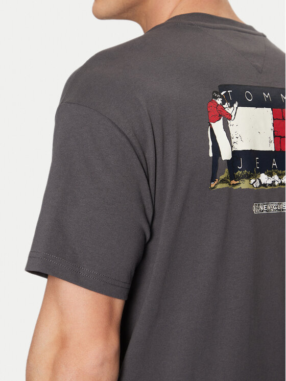 Tommy Jeans Tommy Jeans T-shirt Novelty DM0DM20351 Siva Relaxed Fit