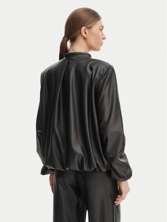 Rinascimento Rinascimento Bunda z imitácie kože CFC0127530003 Čierna Relaxed Fit
