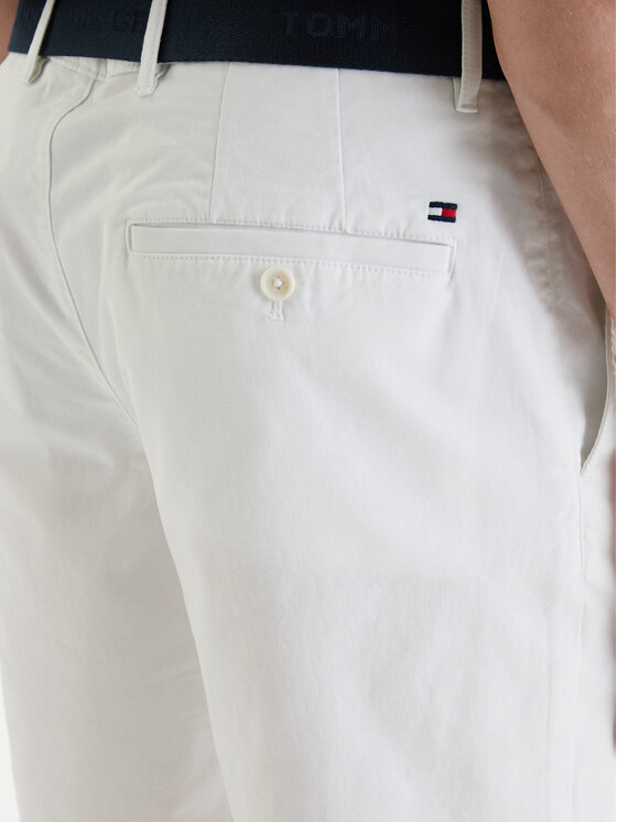 Tommy Hilfiger Tommy Hilfiger Kratke hlače iz tkanine Denton MW0MW42349 Bela Slim Fit