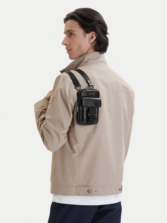 Guess Geantă pentru telefon HMBOCA P6142 Negru