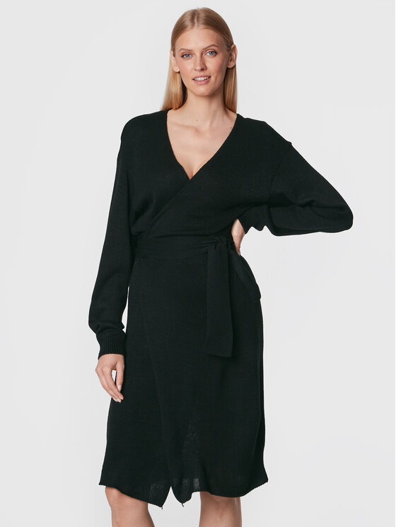 Glamorous Pletena obleka LC1296 Črna Regular Fit