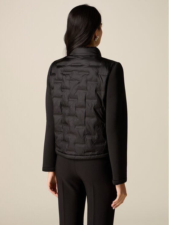 Oltre Oltre Giubbotto piumino F015R001497N033 Nero Regular Fit