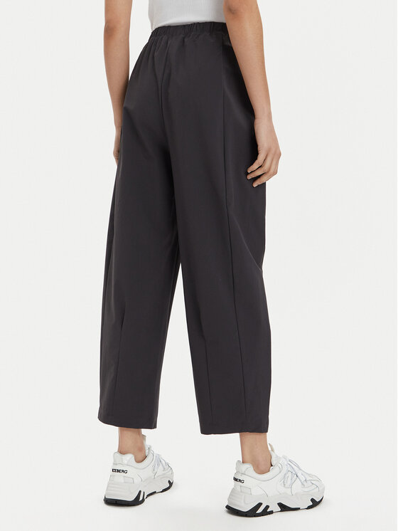 Champion Champion Pantaloni din material 117110 Gri Relaxed Fit