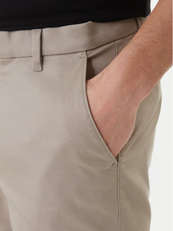 Calvin Klein Calvin Klein Szövet rövidnadrág LV04LF601G Khaki Regular Fit