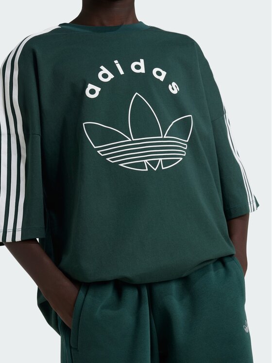 adidas adidas T-Shirt 136767 Zielony ciemny Loose Fit