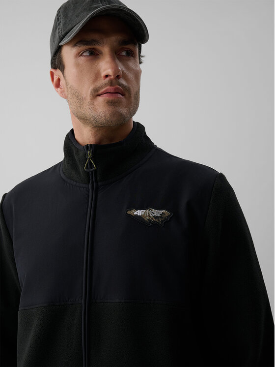 4F 4F Polar OVERLAND Czarny Regular Fit