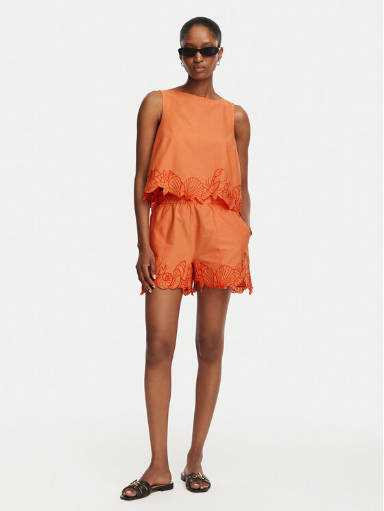 Vero Moda Vero Moda Спортни шорти Lucia 10350997 Светлооранжев Regular Fit