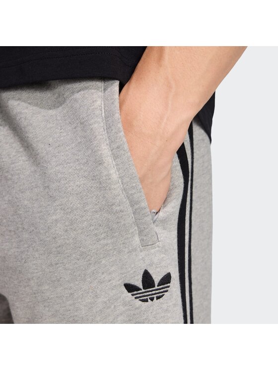 adidas adidas Szorty materiałowe 159264 Szary Regular Fit