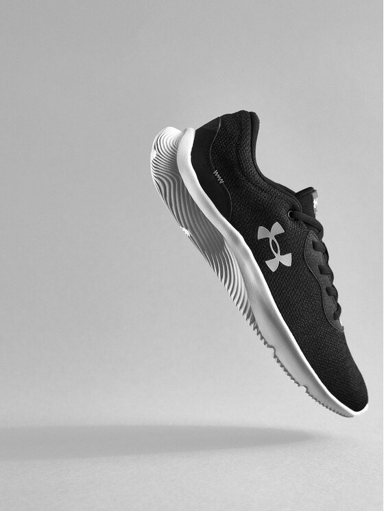 Under Armour Under Armour Skriešanas apavi Ua W Mojo 2 3024131-001 Melns