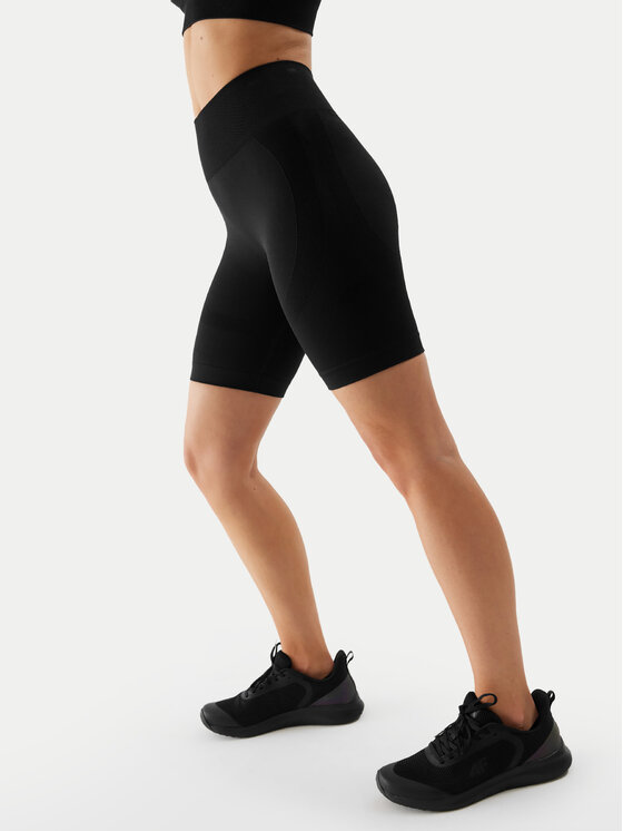4F 4F Szorty sportowe 4FWSS24TFSHF496 Czarny Slim Fit