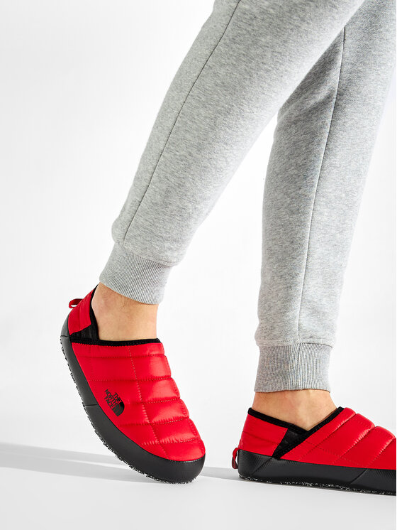 The North Face The North Face Kapcie Thermoball Traction Mule V NF0A3UZNKZ31-070 Czerwony