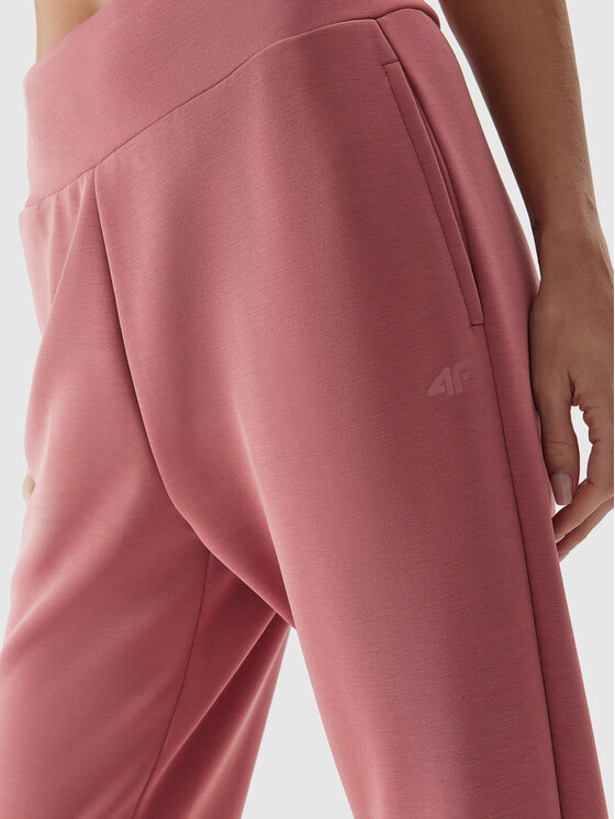 4F 4F Долнище анцуг 4FWAW23TTROF611 Розов Relaxed Fit