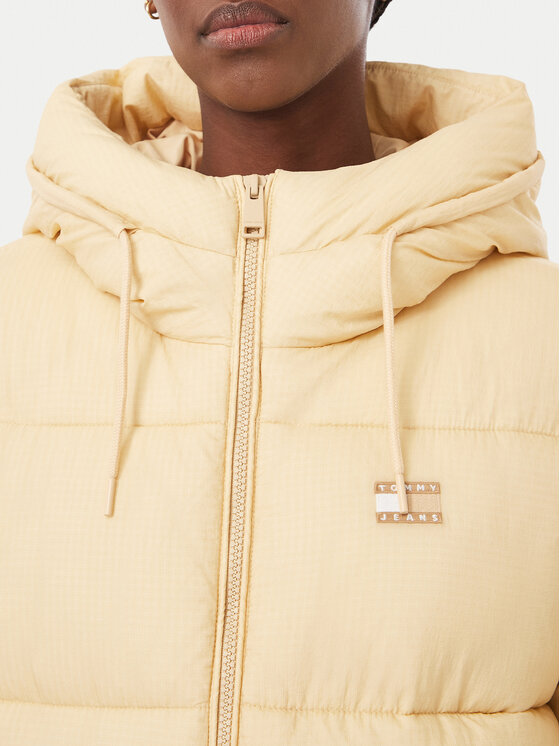 Tommy Jeans Tommy Jeans Žieminė striukė DW0DW21625 Smėlio Regular Fit