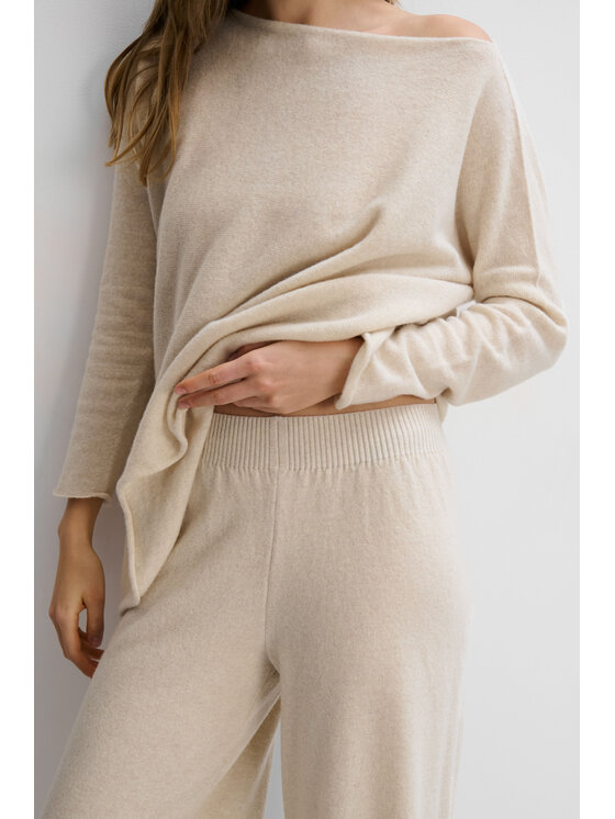 Fobya Fobya Komplet bluzka i spodnie F2108 Beżowy Basic Fit