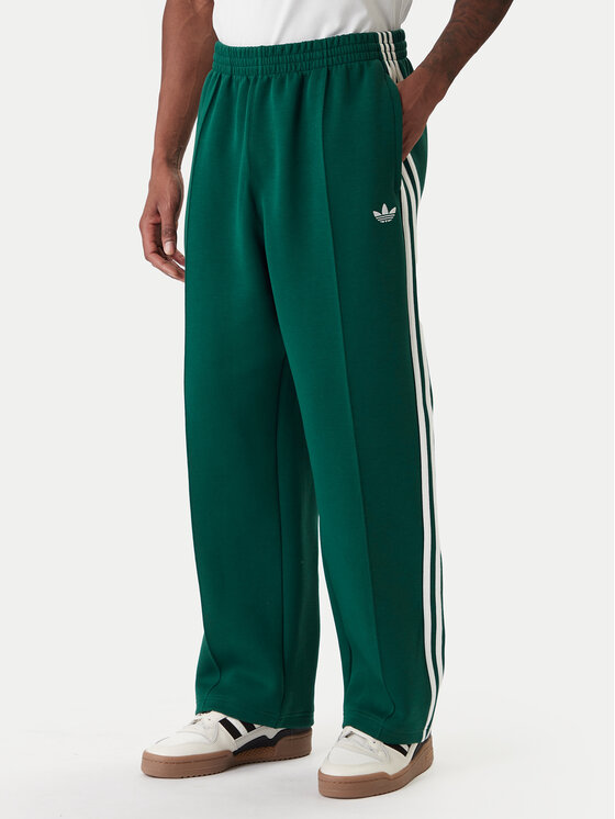 adidas adidas Teplákové nohavice adicolor Spacer Track KD4088 Zelená Baggy Fit
