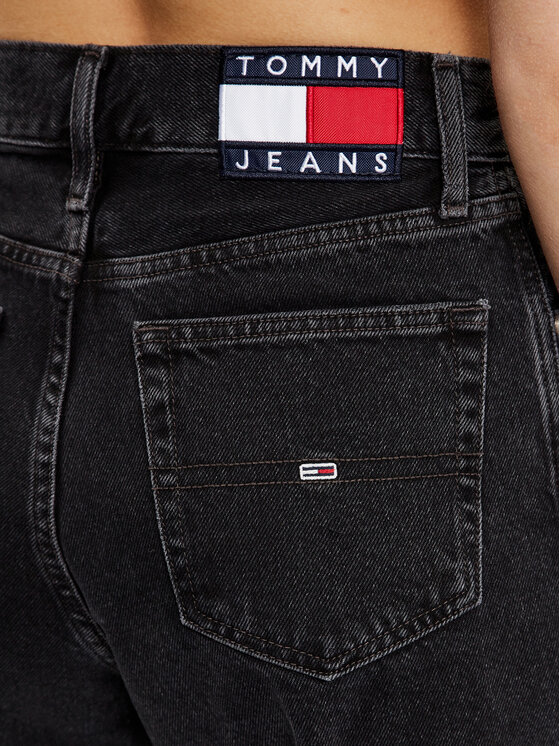 Relaxed fit tommy hilfiger jeans sale