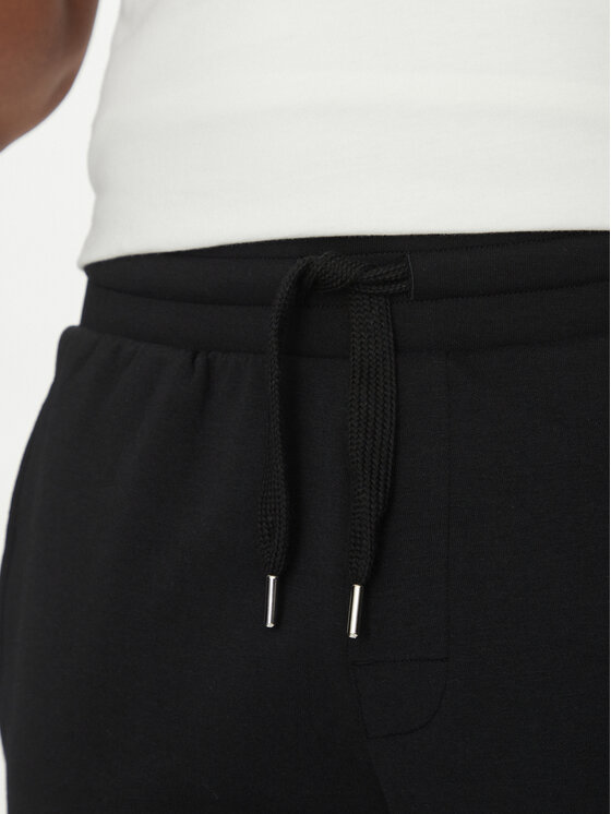 BOSS BOSS Športové kraťasy Luke 50540525 Čierna Regular Fit