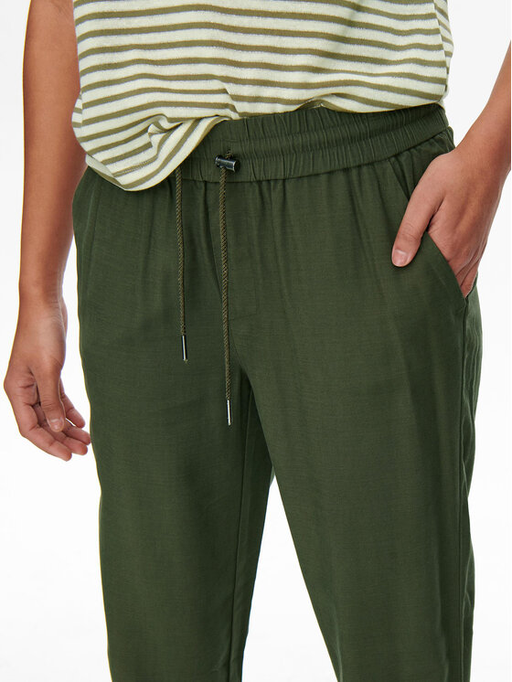 ONLY ONLY Melegítő alsó 15203946 Zöld Regular Fit