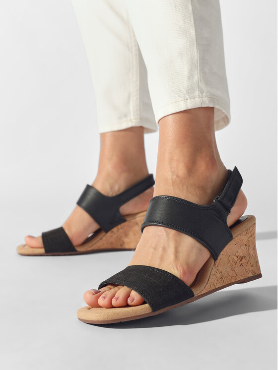 Clarks Clarks Sandales Kyarra Faye 26171237 Melns