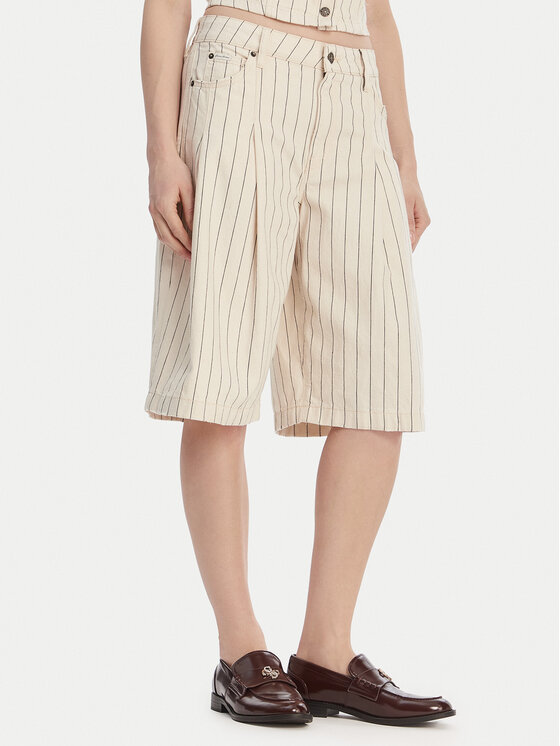 Guess Jeans Guess Jeans Pantaloncini di jeans W6GDY5 D7961 Écru Loose Fit