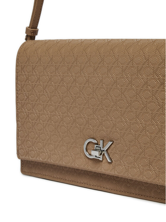 Calvin Klein Calvin Klein Torebka Ck Elongated Shoulder Bag_Mono K60K613139 Beżowy