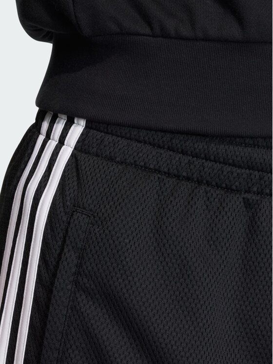 adidas adidas Szorty materiałowe 161551 Czarny Loose Fit