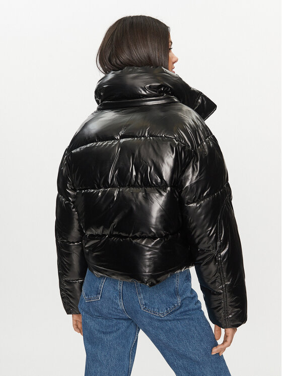 Calvin Klein Jeans Calvin Klein Jeans Μπουφάν χειμωνιάτικο High Shine J20J221884 Μαύρο Oversize