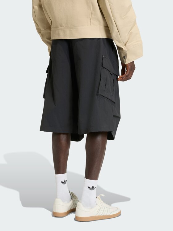 adidas adidas Szorty materiałowe 159098 Czarny Loose Fit