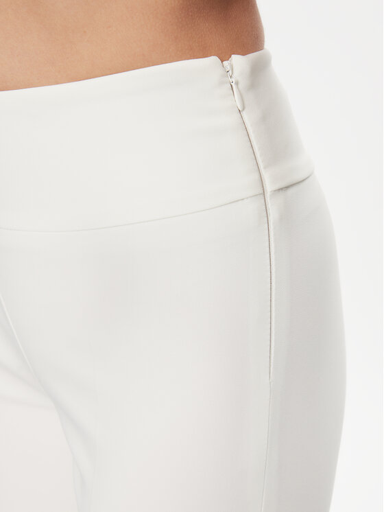 Rinascimento Rinascimento Παντελόνι υφασμάτινο CFC0117682003 Λευκό Flare Fit