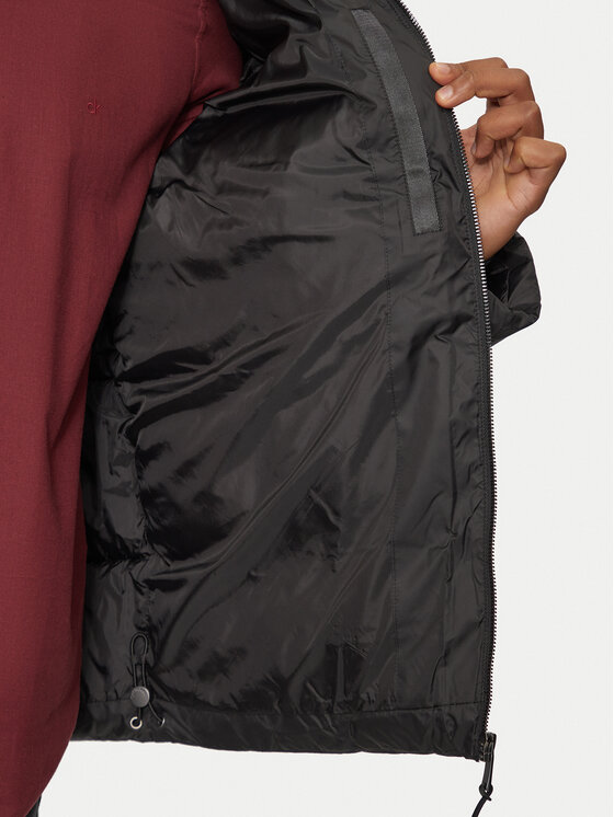 Calvin Klein Calvin Klein Зимно яке K10K113472 Черен Regular Fit