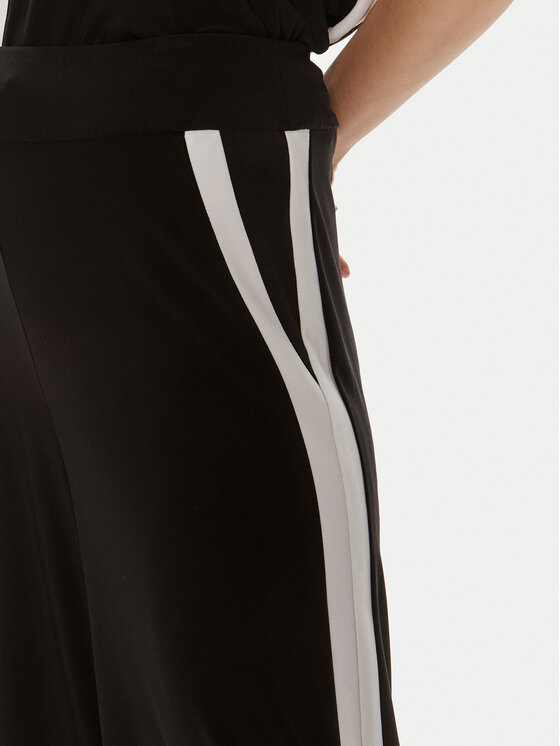 Joseph Ribkoff Joseph Ribkoff Кюлоти 241058 Чорний Relaxed Fit
