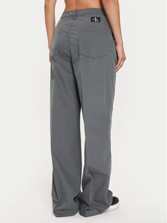 Calvin Klein Jeans Calvin Klein Jeans Spodnie materiałowe J20J223585 Szary Loose Fit